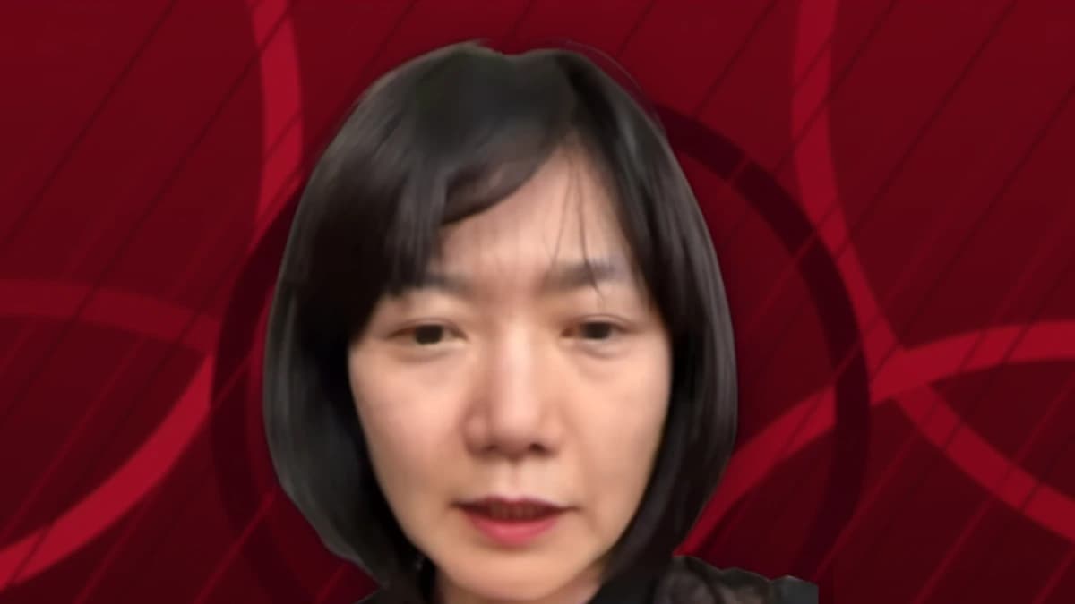 화보 대신 민낯 라이브…배두나 얼굴이 낯설게 보인 진짜 이유 — 제작 일러스트