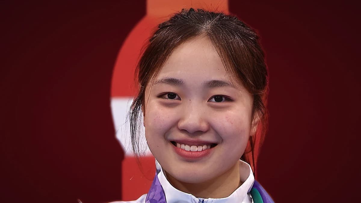 0.12초 차 은메달 뒤 부러진 립스틱…박시은이 떨리는 손으로 웃은 순간 — 제작 일러스트