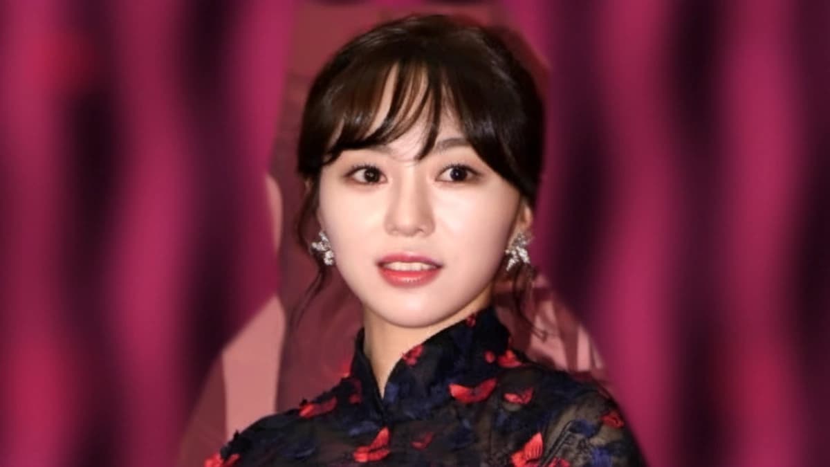 삭제된 장문 속 ‘11년’…권민아가 다시 꺼낸 거절 못하던 시절 — 제작 일러스트