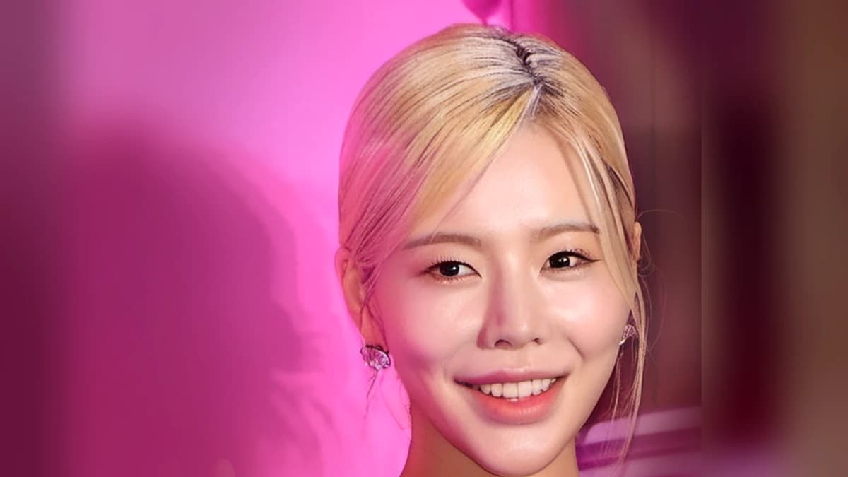 2년 만의 예능, 첫 임무는 ‘비밀 하객’…써니가 신부대기실로 숨은 이유 — 제작 일러스트